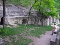 Remete-barlangok Szentkút felett